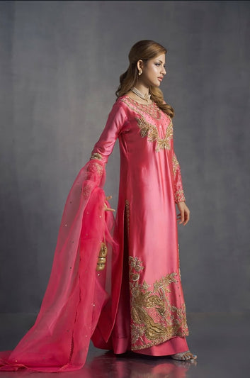 Embroidered Pink Formal Ensemble – 3PC with Golden Handwork